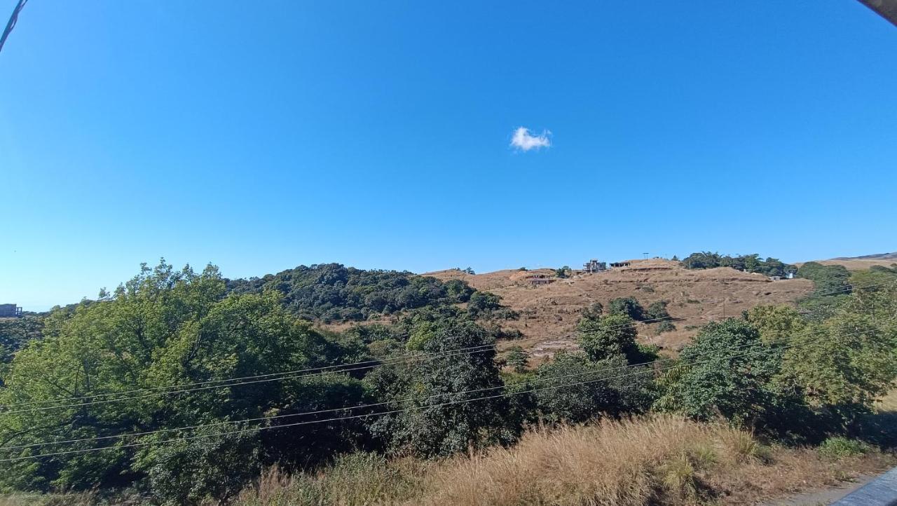 Pamilya Homestay Çerapunçi Dış mekan fotoğraf